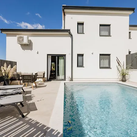 Villa Zola By Awaytocroatia *